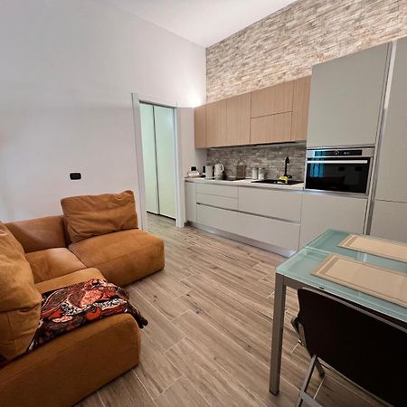 Domusmi Delfico 2 Apartment Милано Екстериор снимка