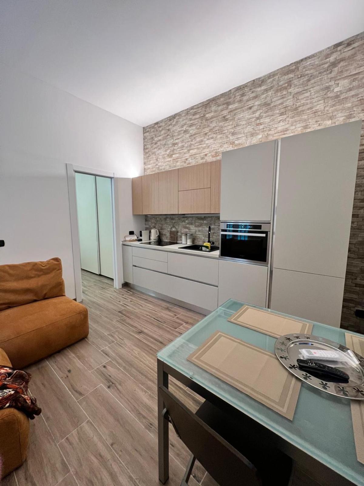 Domusmi Delfico 2 Apartment Милано Екстериор снимка
