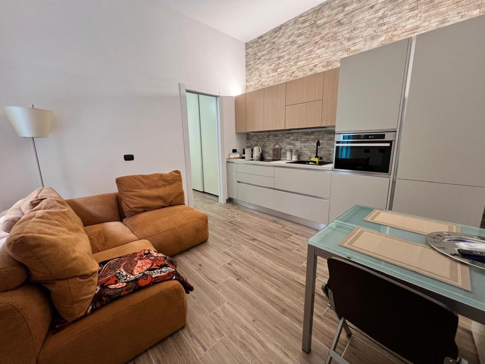 Domusmi Delfico 2 Apartment Милано Екстериор снимка